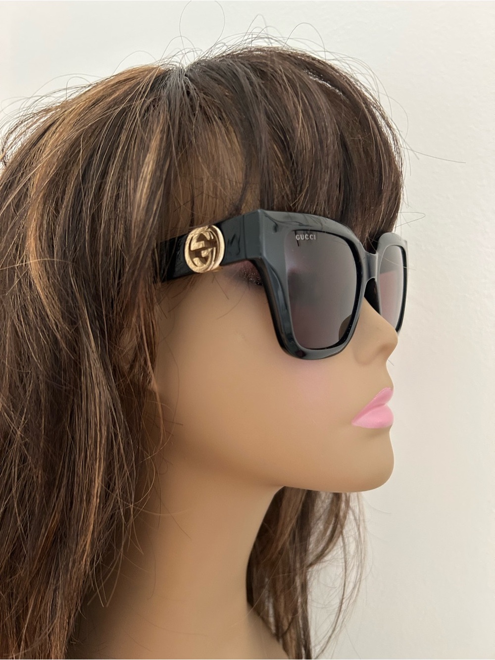 GUCCI. Gold GG Logo Gradient Cat Eye Sunglasses GG1023S 005 54 - 17-140 - Picture 6 of 11